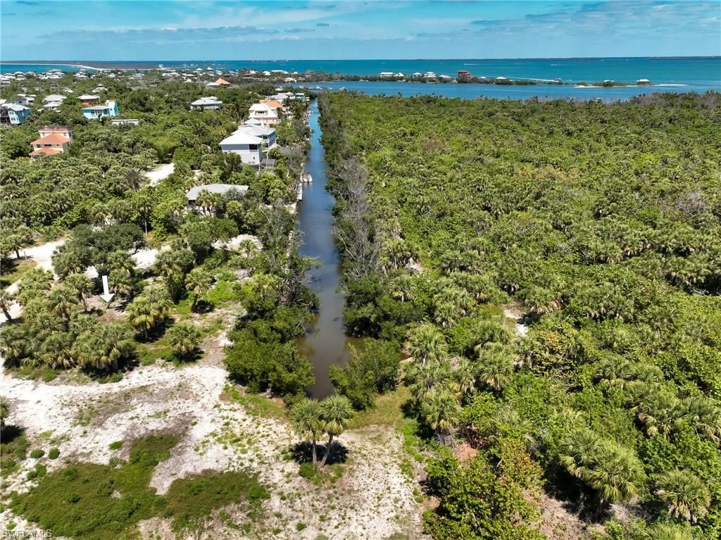 671 Rum RD, Upper Captiva, FL 33924 — photo 4