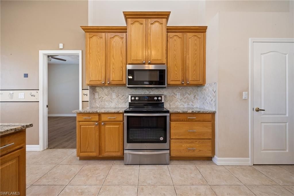 Image 21 of property listing at 3437 NW 18th TER, Cape Coral, FL 33993