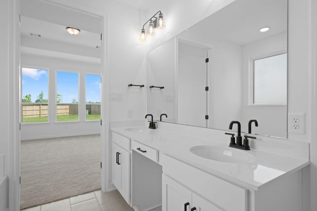 14826 Mission Avenue, Mont Belvieu, TX 77523