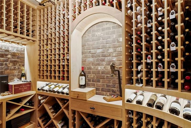 4338 Harris NW Trail, Atlanta, GA 30327