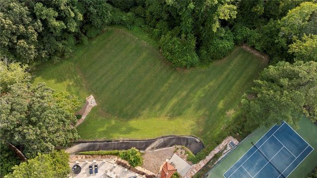 4338 Harris NW Trail, Atlanta, GA 30327