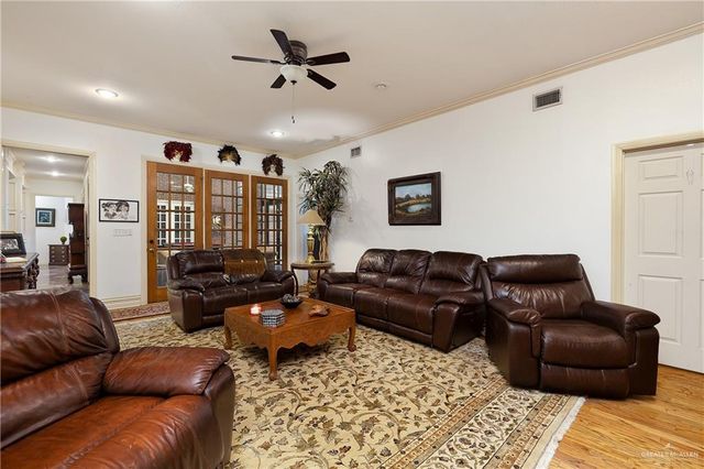 408 E Newport Lane, Mcallen, TX 78501