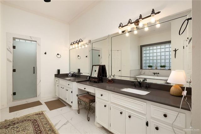 408 E Newport Lane, Mcallen, TX 78501
