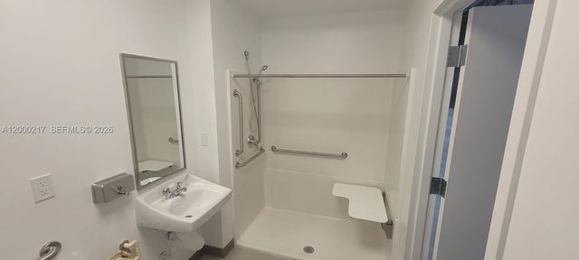 1750 SE 38 AVE Bay 12, Homestead, FL 33033