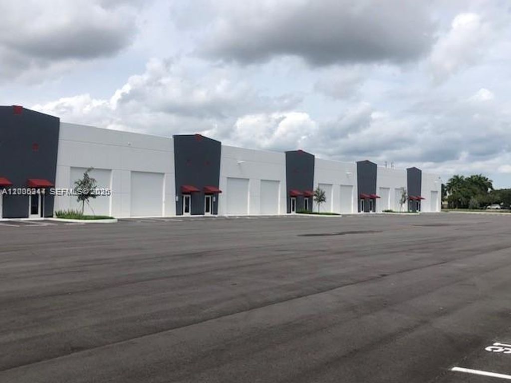 1750 SE 38 AVE Bay 12, Homestead, FL 33033
