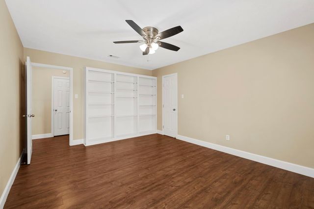 2803 Edgewood Drive, Sugar Land, TX 77479