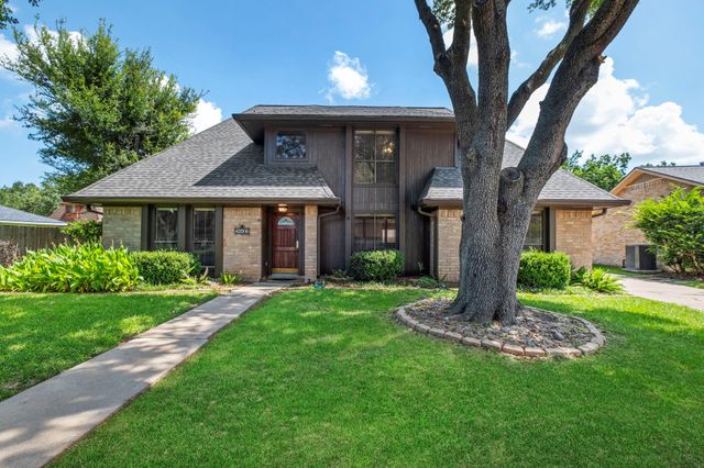 2803 Edgewood Drive, Sugar Land, TX 77479