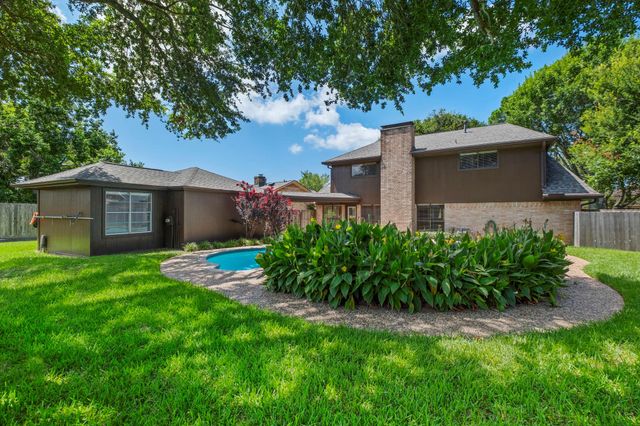 2803 Edgewood Drive, Sugar Land, TX 77479