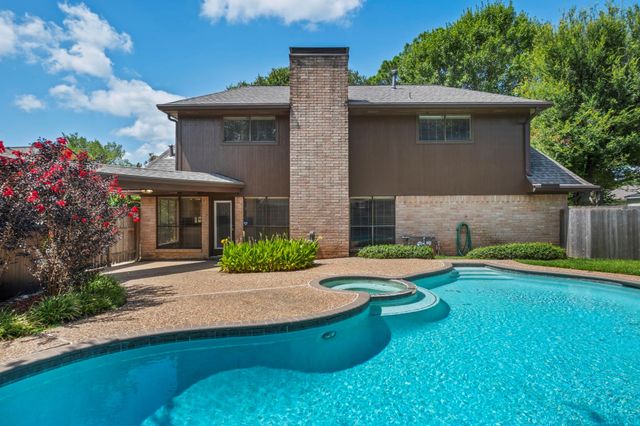 2803 Edgewood Drive, Sugar Land, TX 77479