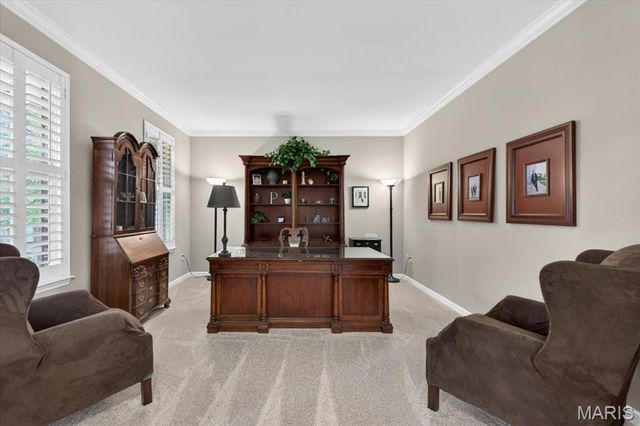 482 Pine Hollow Court, Ballwin, MO 63021
