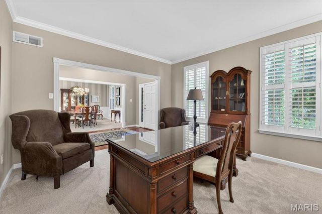 482 Pine Hollow Court, Ballwin, MO 63021