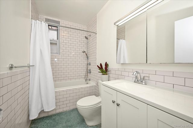 37-16 80th Street 2, Jackson Heights, NY 11372