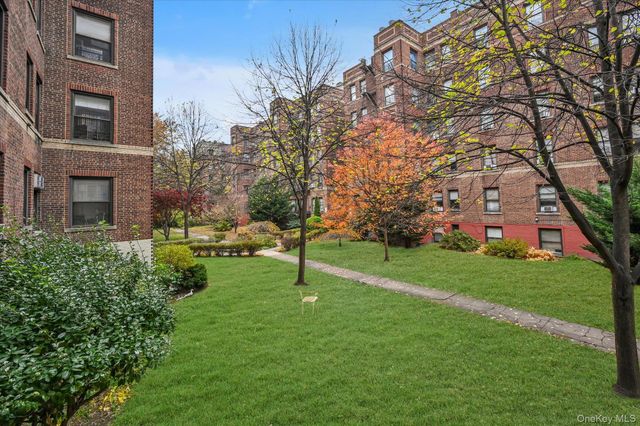 37-16 80th Street 2, Jackson Heights, NY 11372