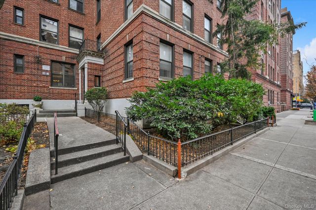 37-16 80th Street 2, Jackson Heights, NY 11372
