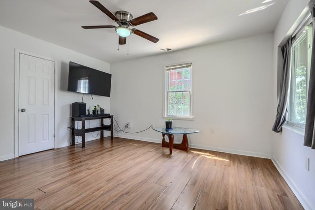 3 N MARLYN AVE, Essex, MD 21221