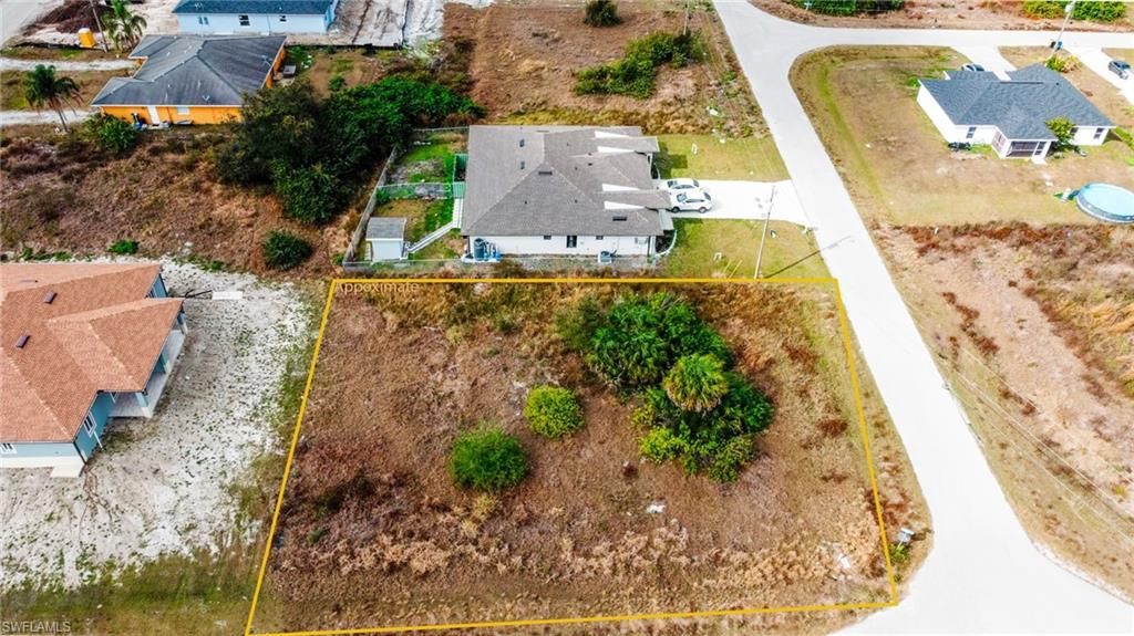 364 Poplar ST, LEHIGH ACRES, FL 33974 — photo 4