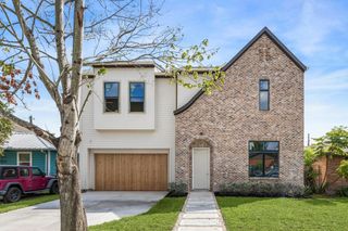 1002 E 25th Street, Houston, TX 77009
