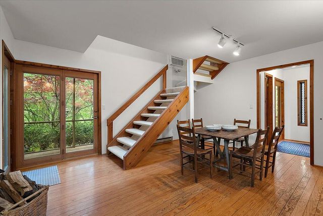 8635 Poplar Lane, Lake Charter Twp, MI 49106