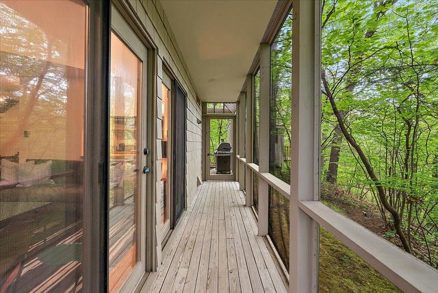 8635 Poplar Lane, Lake Charter Twp, MI 49106