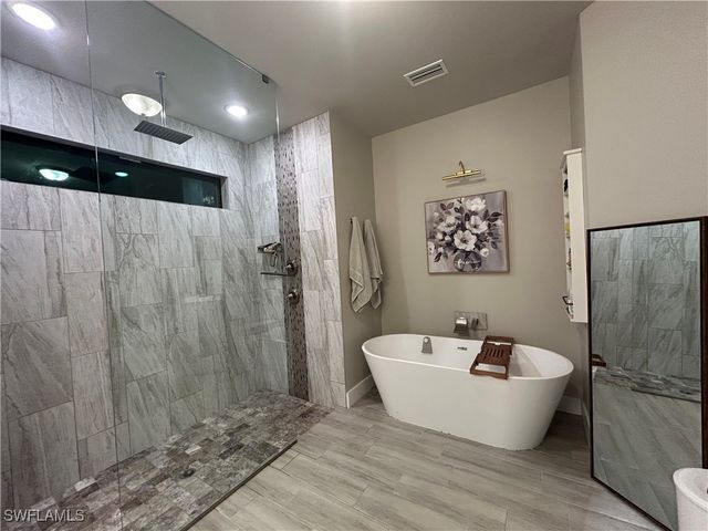 4302 NE 20th PL, Cape Coral, FL 33909