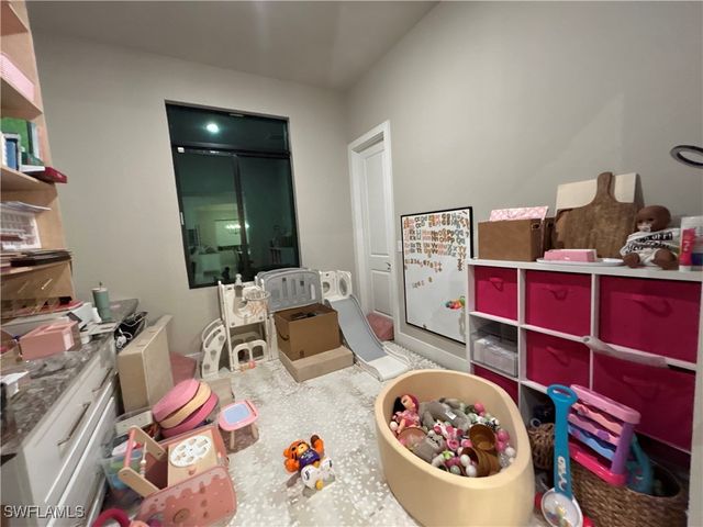 4302 NE 20th PL, Cape Coral, FL 33909