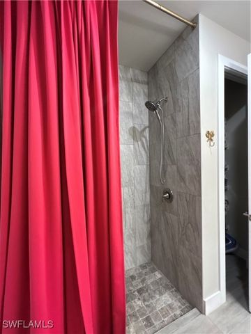 4302 NE 20th PL, Cape Coral, FL 33909