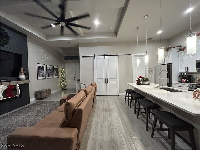 4302 NE 20th PL, Cape Coral, FL 33909