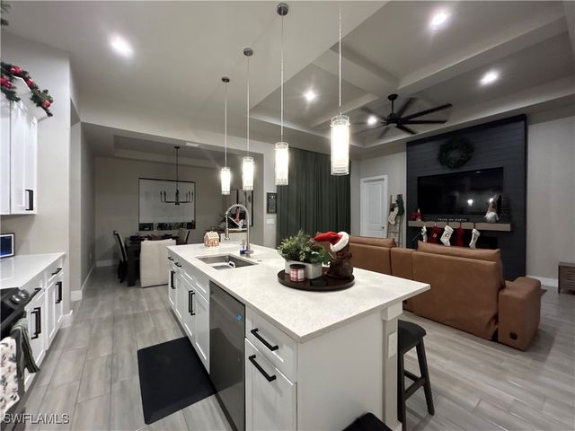 4302 NE 20th PL, Cape Coral, FL 33909