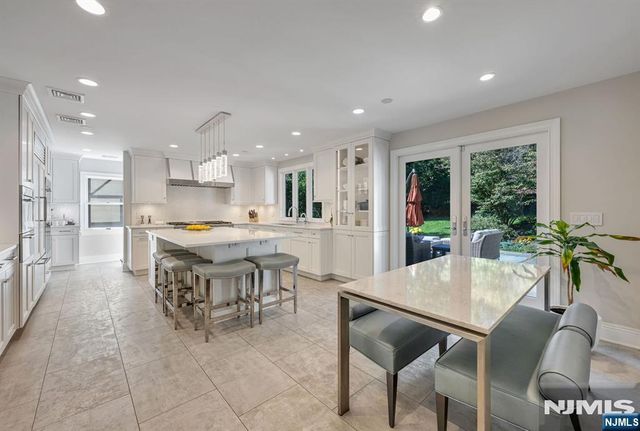 402 Highland Avenue, Ridgewood, NJ 07450