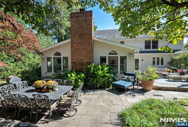 402 Highland Avenue, Ridgewood, NJ 07450