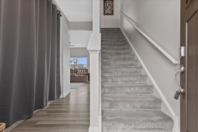 203 Linden LANE, Delavan, WI 53115