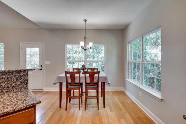 1000 Glessner Dr, Spring Hill, TN 37174