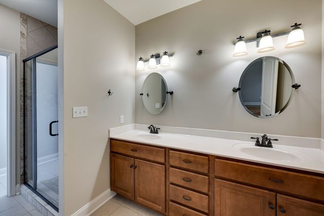 1000 Glessner Dr, Spring Hill, TN 37174