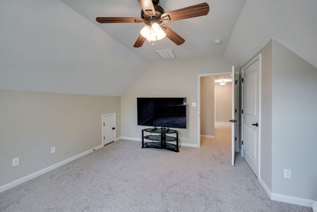 1000 Glessner Dr, Spring Hill, TN 37174