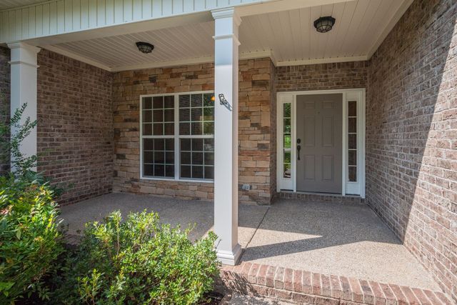 1000 Glessner Dr, Spring Hill, TN 37174