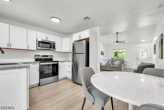 537 Capitol ST, North Fort Myers, FL 33903