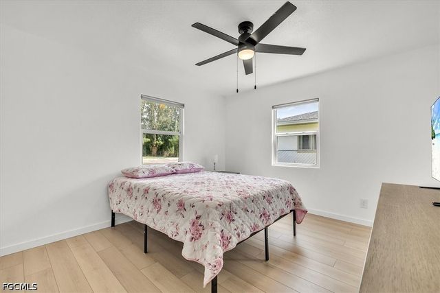 537 Capitol ST, North Fort Myers, FL 33903
