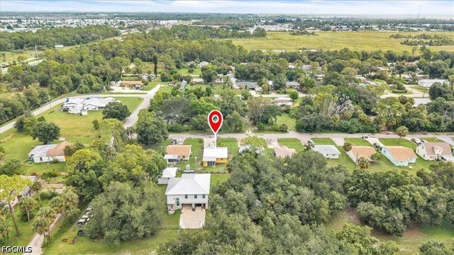 537 Capitol ST, North Fort Myers, FL 33903