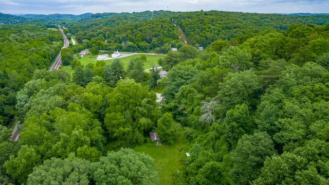 9059 Daisy Dallas Road, Soddy Daisy, TN 37379