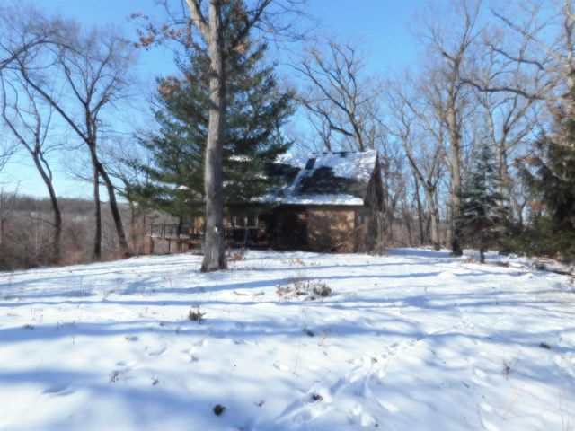 E2392 S Dutch Hollow Road, La Valle, WI 53941