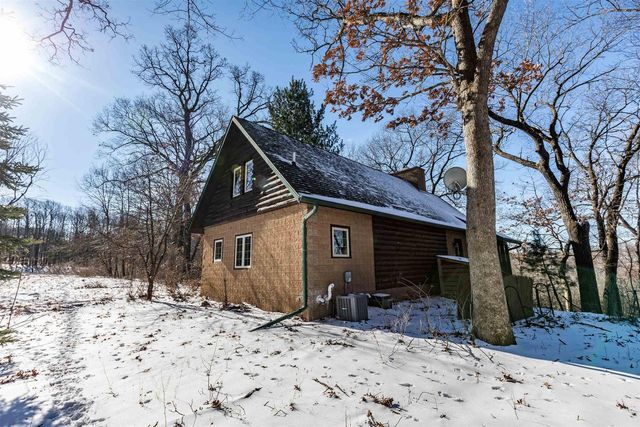 E2392 S Dutch Hollow Road, La Valle, WI 53941