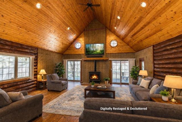 E2392 S Dutch Hollow Road, La Valle, WI 53941