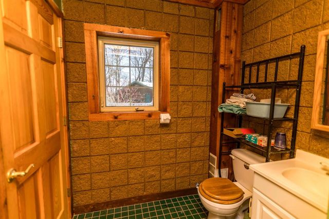 E2392 S Dutch Hollow Road, La Valle, WI 53941