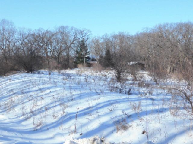 E2392 S Dutch Hollow Road, La Valle, WI 53941