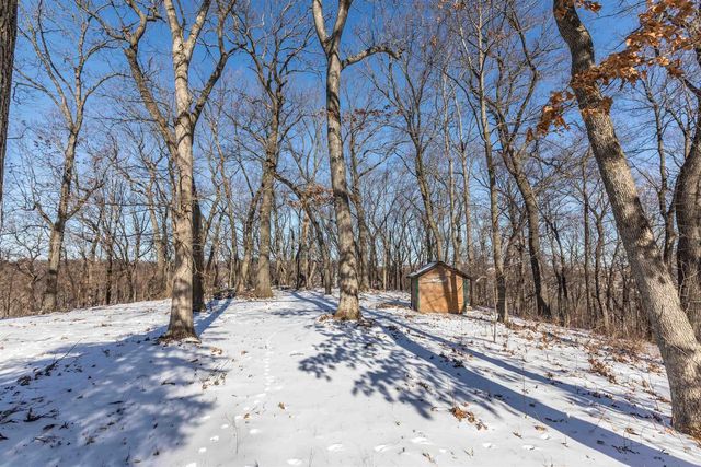 E2392 S Dutch Hollow Road, La Valle, WI 53941