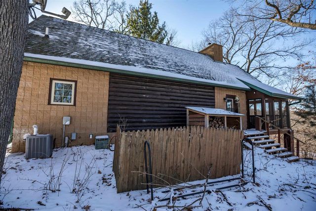 E2392 S Dutch Hollow Road, La Valle, WI 53941