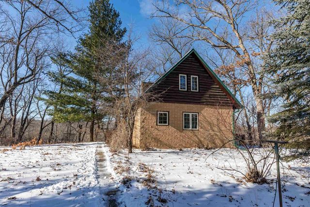 E2392 S Dutch Hollow Road, La Valle, WI 53941