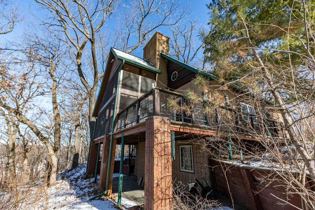 E2392 S Dutch Hollow Road, La Valle, WI 53941