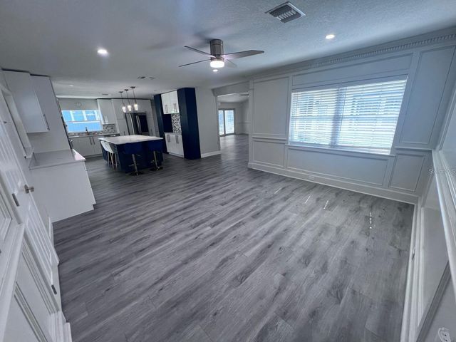 11223 COUNTY ROAD 223, Oxford, FL 34484