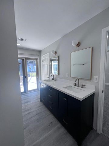 11223 COUNTY ROAD 223, Oxford, FL 34484